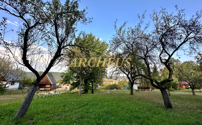 REKREAČNÝ POZEMOK POD HRADOM, VEĽKÝ ŠARIŠ, 508M2