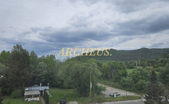 4 - IZBOVÝ BYT S VEĽKORYSOU ROZLOHOU, ULICA SNP, HUMENNÉ