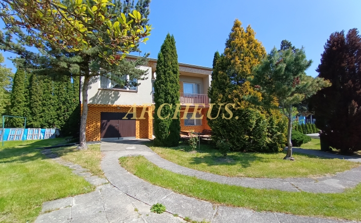 NA PREDAJ 5-IZB.ROD.DOM, POZEMOK 858M2, STARÁ MYJAVA