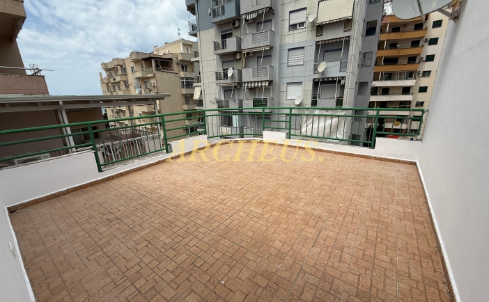 2-izbový apartmán s výhľadom na more, 78 m2, Albánsko-Kavaje