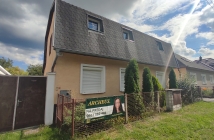 DOM S VEĽKÝM POZEMKOM, ROHOŽNÍK