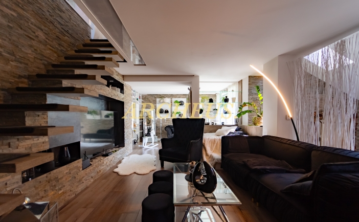 JEDINEČNÝ RODINNÝ DOM - BALTICKÁ UL., NAD JAZEROM