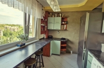 4 IZBOVÝ BYT - SIBÍRSKA ,PREŠOV , KLIMATIZÁCIA, LOGGIA
