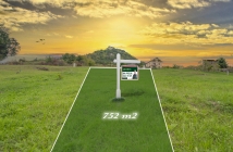 POZEMOK NA VÝSTAVBU RD 752M2,  KAPUŠANY