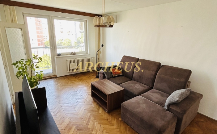 NA PRENÁJOM 3-IZBOVÝ BYT BRATISLAVA, KRAMÁRE S 2 LOGGIAMI