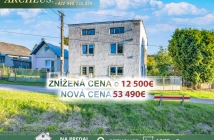 ZNÍŽENÁ CENA NA PREDAJ RODINNÝ DOM, POZEMOK 1372m2, PETKOVCE