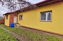 Na prenájom 3 izbový dom Solivar časť Šváby , Prešov