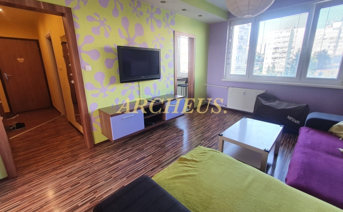 PRENÁJOM - 2 IZBOVÝ BYT, 50 M2, BENADOVA UL., KOŠICE III