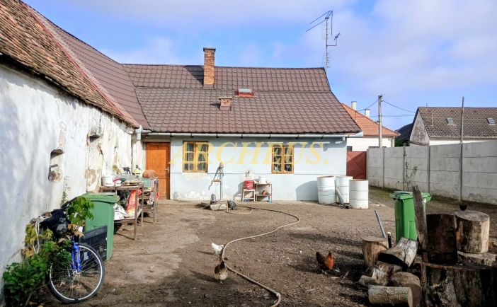 Rodinný dom v pôvodnom stave v obci Kostolište