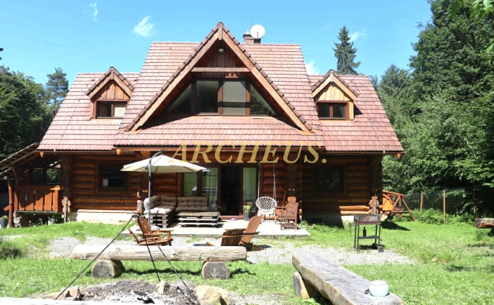 ZRUBOVÝ RAJ POD SNINSKÝM KAMEŇOM - SÚKROMIE, WELLNES