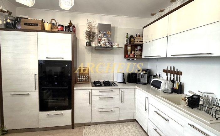 PRIESTRANNÝ 4-IZBOVÝ BYT S BALKÓNOM | PARTIZÁNSKA, HUMENNÉ