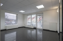 NA PRENÁJOM, OBCHODNÝ, PREVÁDZKOVÝ PRIESTOR, RASLAVICE