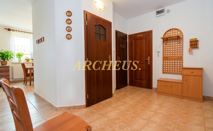 EXKLUZÍVNE / 3 IZBOVÝ BYT (BALKÓN), KUZMÁNYHO,KEŽMAROK, 80m2