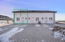 NOVOSTAVBA-ČASŤ TROJDOMU S PEKNÝM POZEMKOM, LEHNICE-KOLÓNIA