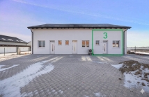 NOVOSTAVBA-ČASŤ TROJDOMU S PEKNÝM POZEMKOM, LEHNICE-KOLÓNIA