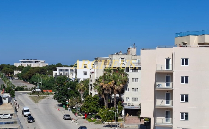 2-izbový apartmán s bazénom pri mori - Mali i Robit