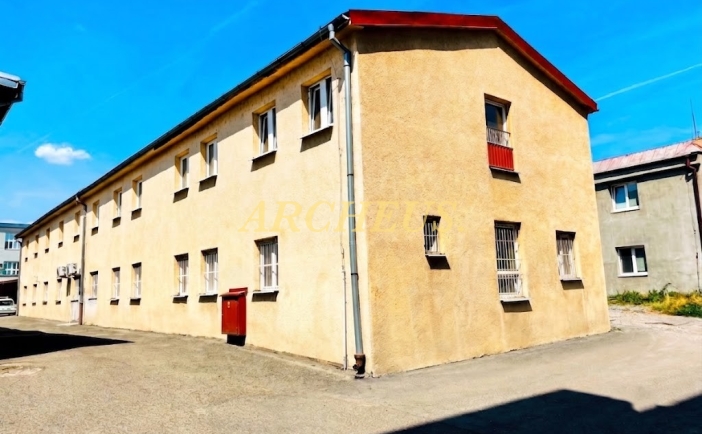 Na predaj investičný polyfunkčný objekt / cca 800 m2 /