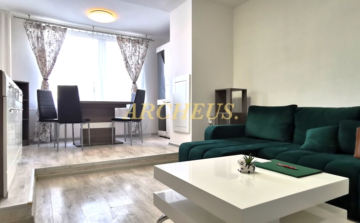 MIMORIADNY 4-IZBOVÝ BYT 90 m2 S DVOMI KÚPEĽŇAMI, SEČOVCE
