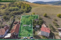 NA PREDAJ STAVEBNÝ POZEMOK, PROSAČOV 2051 M2